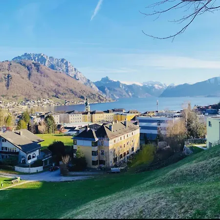 Idyllische In Zentrumsnaehe Mit Parkplatz 2 גמונדן