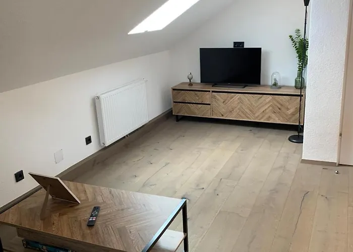 Idyllische In Zentrumsnaehe Mit Parkplatz 2 Apartment