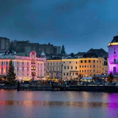 Idyllische In Zentrumsnaehe Mit Parkplatz 2