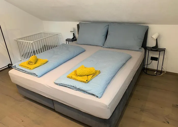 Idyllische In Zentrumsnaehe Mit Parkplatz 2 * Gmunden